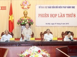 Committee on Drafting Amendments to the 1992 Constitution convenes its 8th plenary - ảnh 1